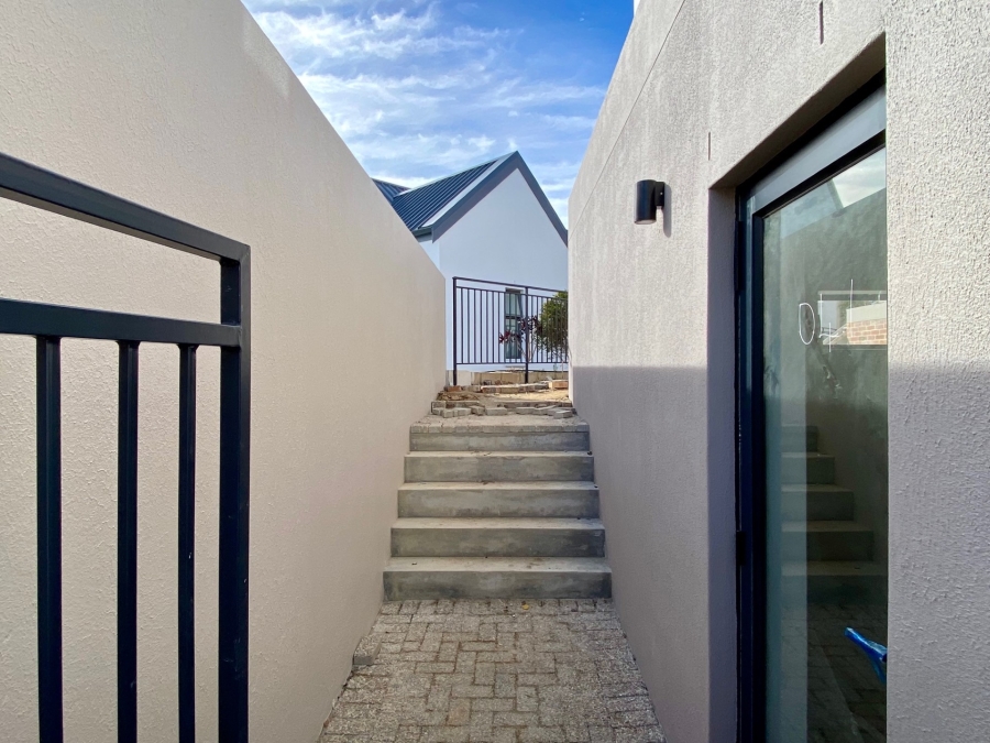 3 Bedroom Property for Sale in La Roche Western Cape
